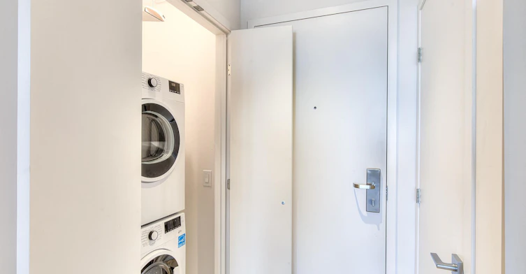 150 Du Séminaire Rue, Montréal, QC, H3C 0S8 - 14