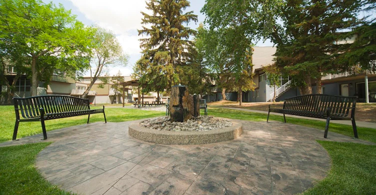 107 Hillcrest Place, Edmonton, AB, T5R 5X6 - 8