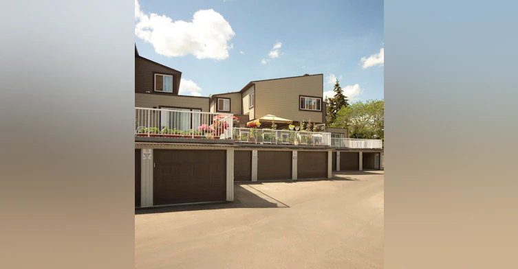 107 Hillcrest Place, Edmonton, AB, T5R 5X6 - 11