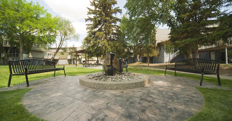107 Hillcrest Place, Edmonton, AB, T5R 5X6 - 8