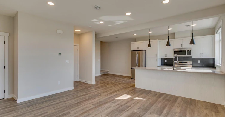 14747-180 Lucas Parade Northwest, Calgary, AB, T3P 1H9 - 3