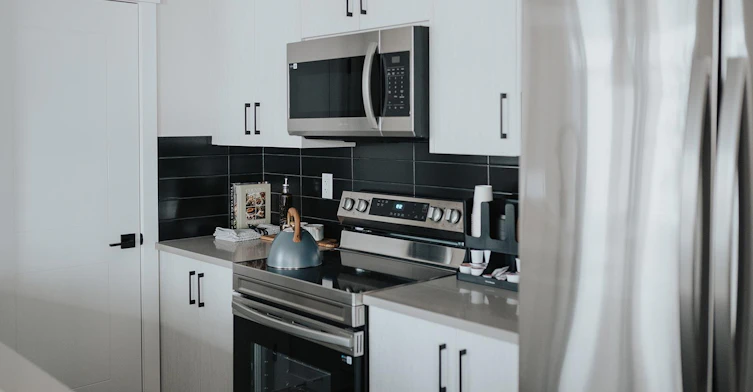 14747-180 Lucas Parade Northwest, Calgary, AB, T3P 1H9 - 18
