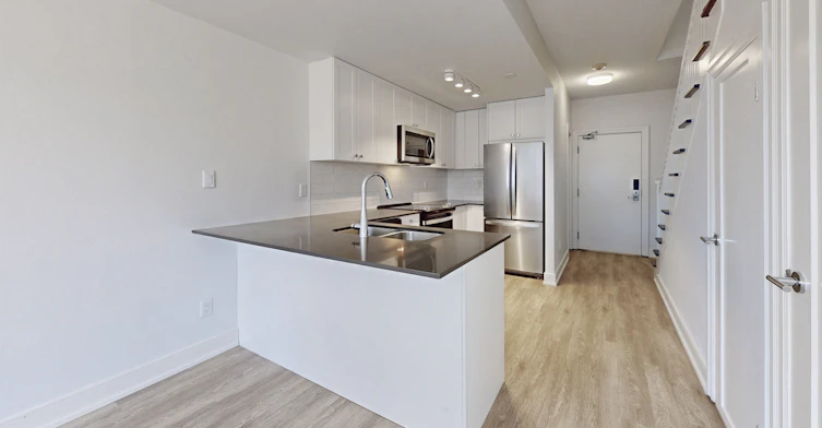 0406-50 Spadina Road, Toronto, ON, M5R 2P1 - 4