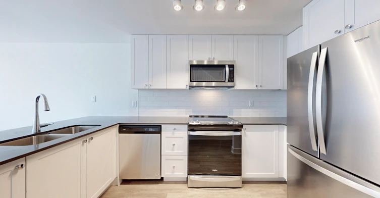 0508-50 Spadina Road, Toronto, ON, M5R 2P1
