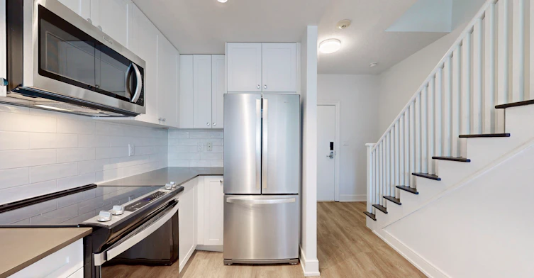 0508-50 Spadina Road, Toronto, ON, M5R 2P1 - 2
