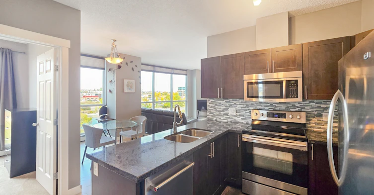 501-315 3 Street, Calgary, AB, T2G 0S3 - 2