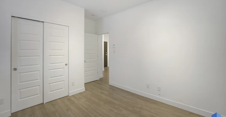 202-16 Marjorie D. Shackelton Rue, Gatineau, QC, J9J 1K8 - 9