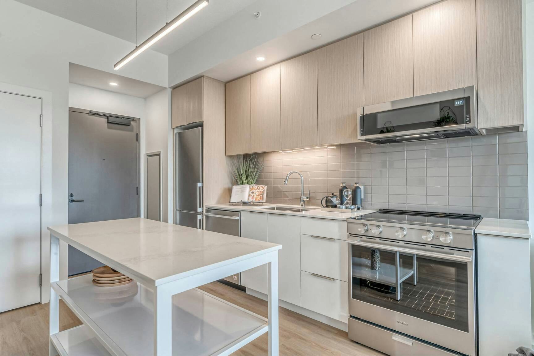 4224-8122 106 Street NW, Edmonton, AB, T6E 3S3 - 66