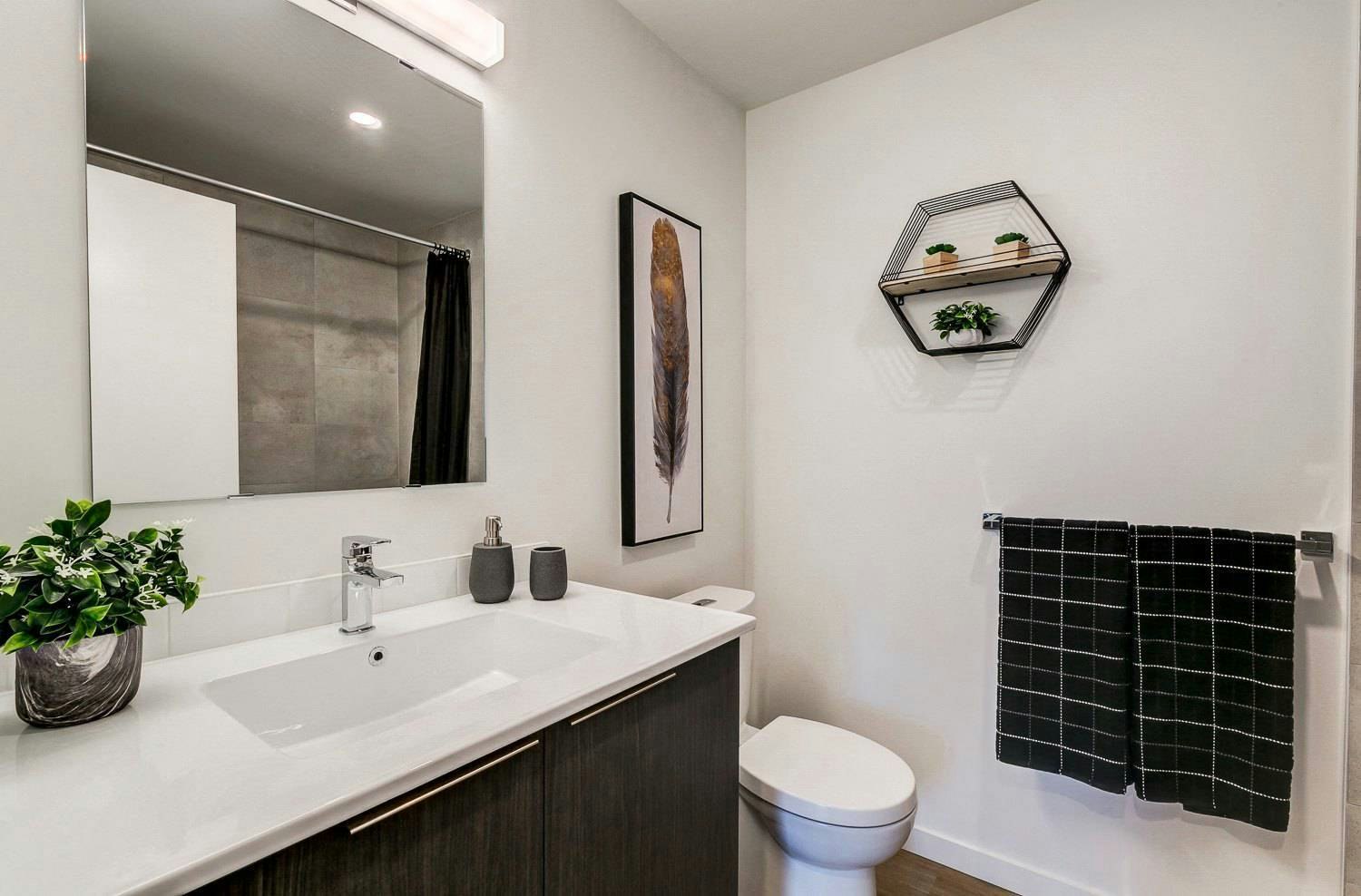 4215-8122 106 Street NW, Edmonton, AB, T6E 3S3 - 11