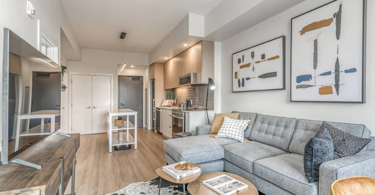 4215-8122 106 Street NW, Edmonton, AB, T6E 3S3 - 69