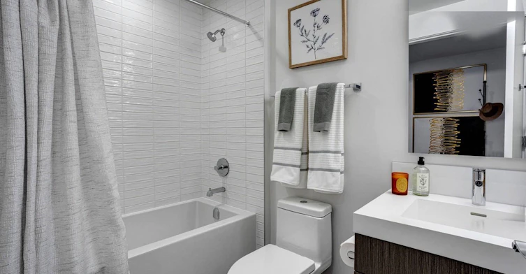 2111-10110 120 Street NW, Edmonton, AB, T5K 0M5 - 61