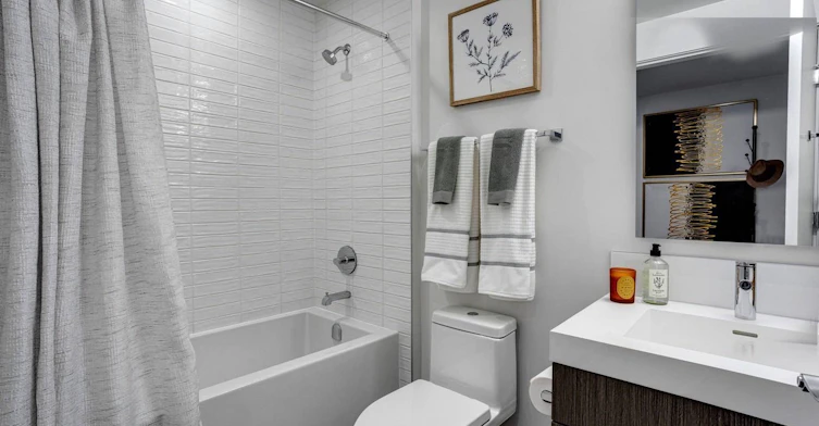 1208-10110 120 Street NW, Edmonton, AB, T5K 0M5 - 61