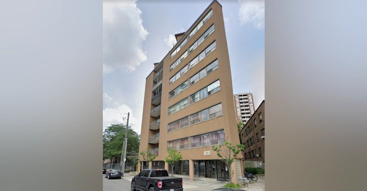 111-795 Vaughan Road, Toronto, ON, M6E 2Z6