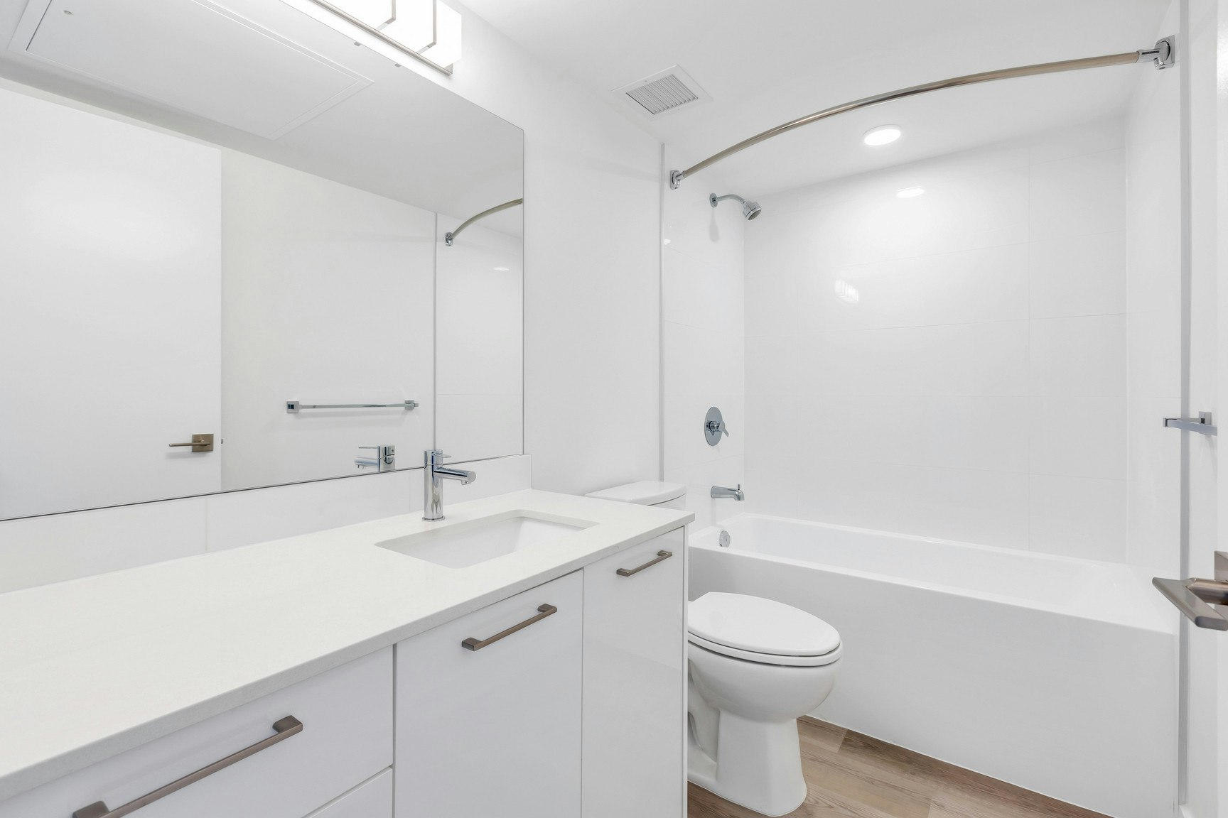 522-8605 Laurel Street, Vancouver, BC, V6P 0K4 - 5