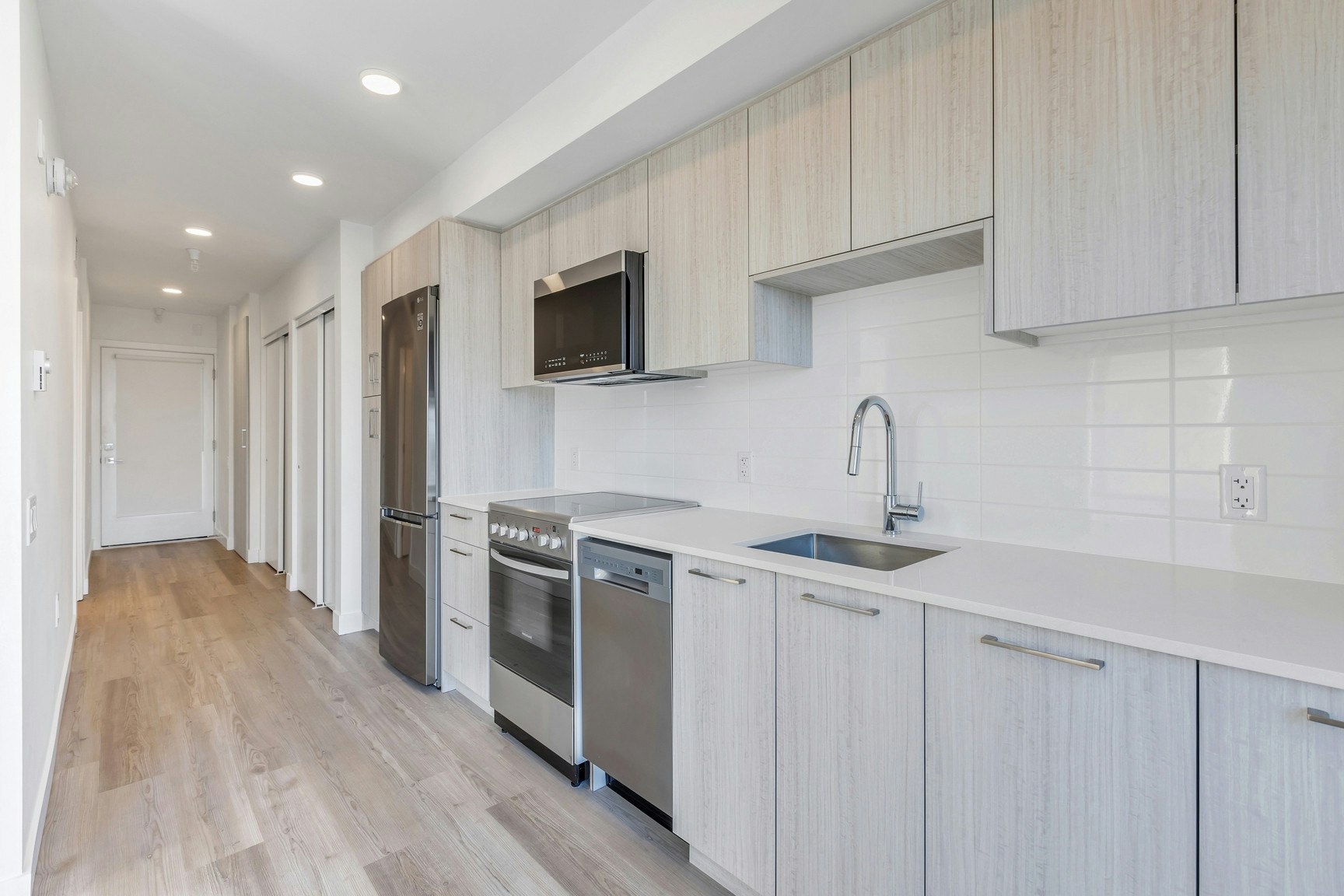 522-8605 Laurel Street, Vancouver, BC, V6P 0K4 - 3