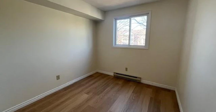 316 Kingsdale Avenue, Kingston, ON, K7M 8S2 - 9