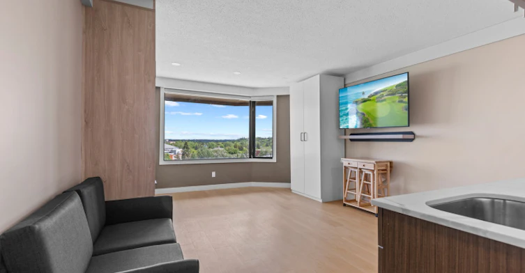 4311 49 Avenue, Red Deer, AB, T4N 5Y7 - 8