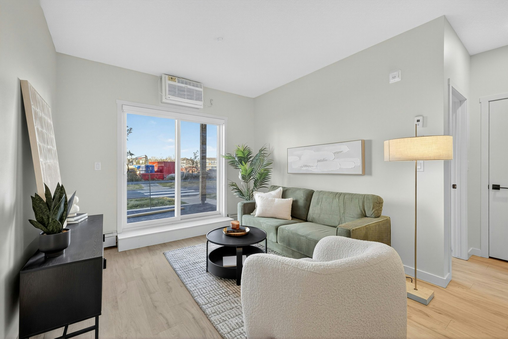 355 Clareview Station Drive Northwest, Edmonton, AB, T5Y 4L3 - 4