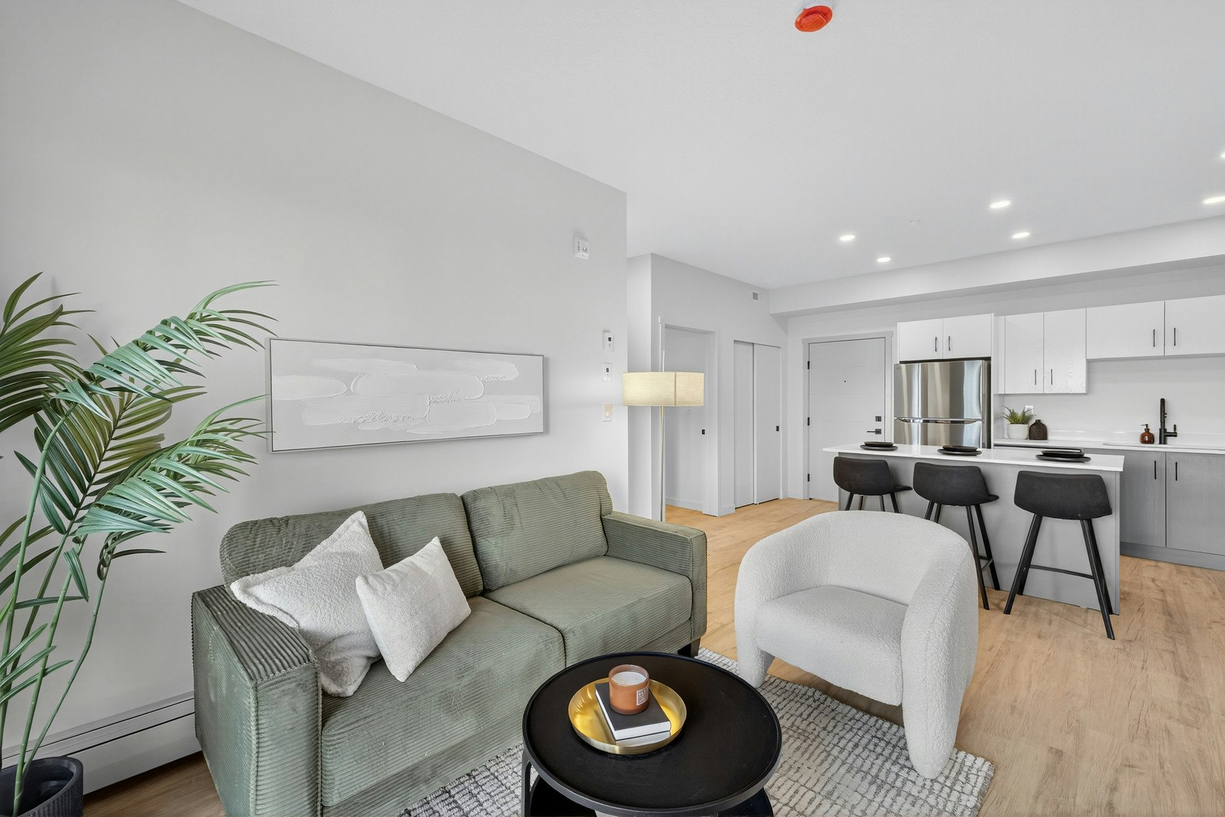 355 Clareview Station Drive Northwest, Edmonton, AB, T5Y 4L3 - 5