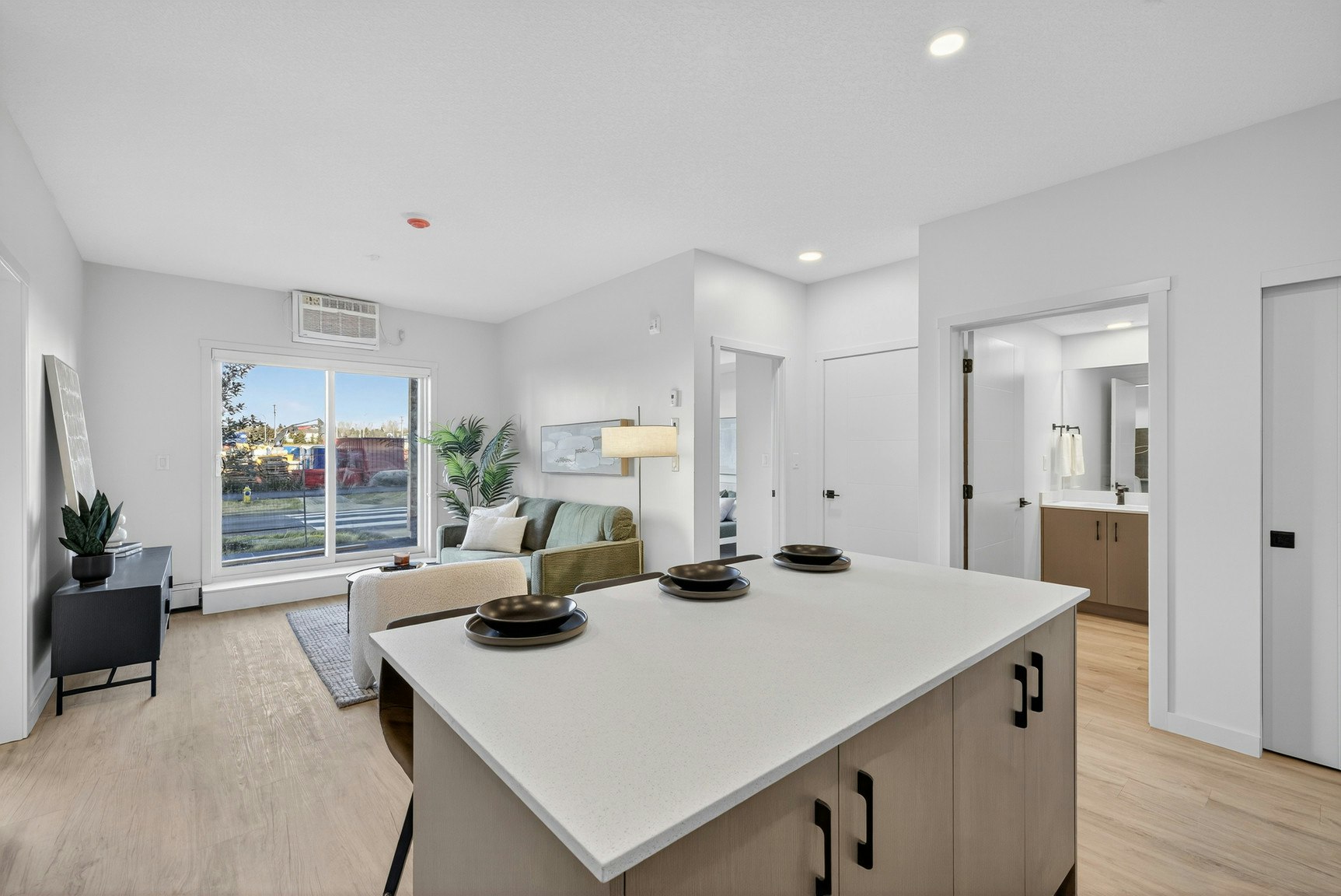 355 Clareview Station Drive Northwest, Edmonton, AB, T5Y 4L3 - 6