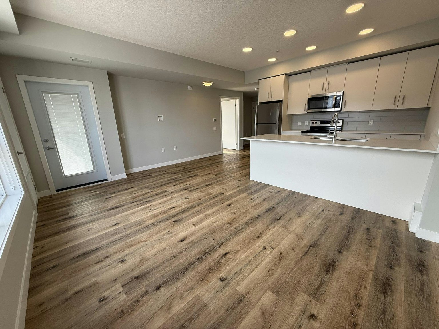102A-395 Conklin Road, Brantford, ON, N3T 0S5 - 4