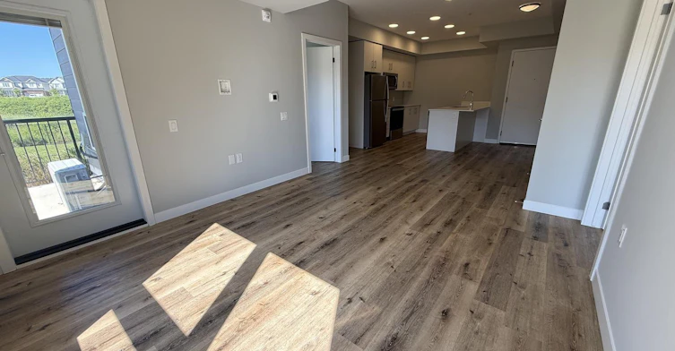 102D-395 Conklin Road, Brantford, ON, N3T 0S5 - 2