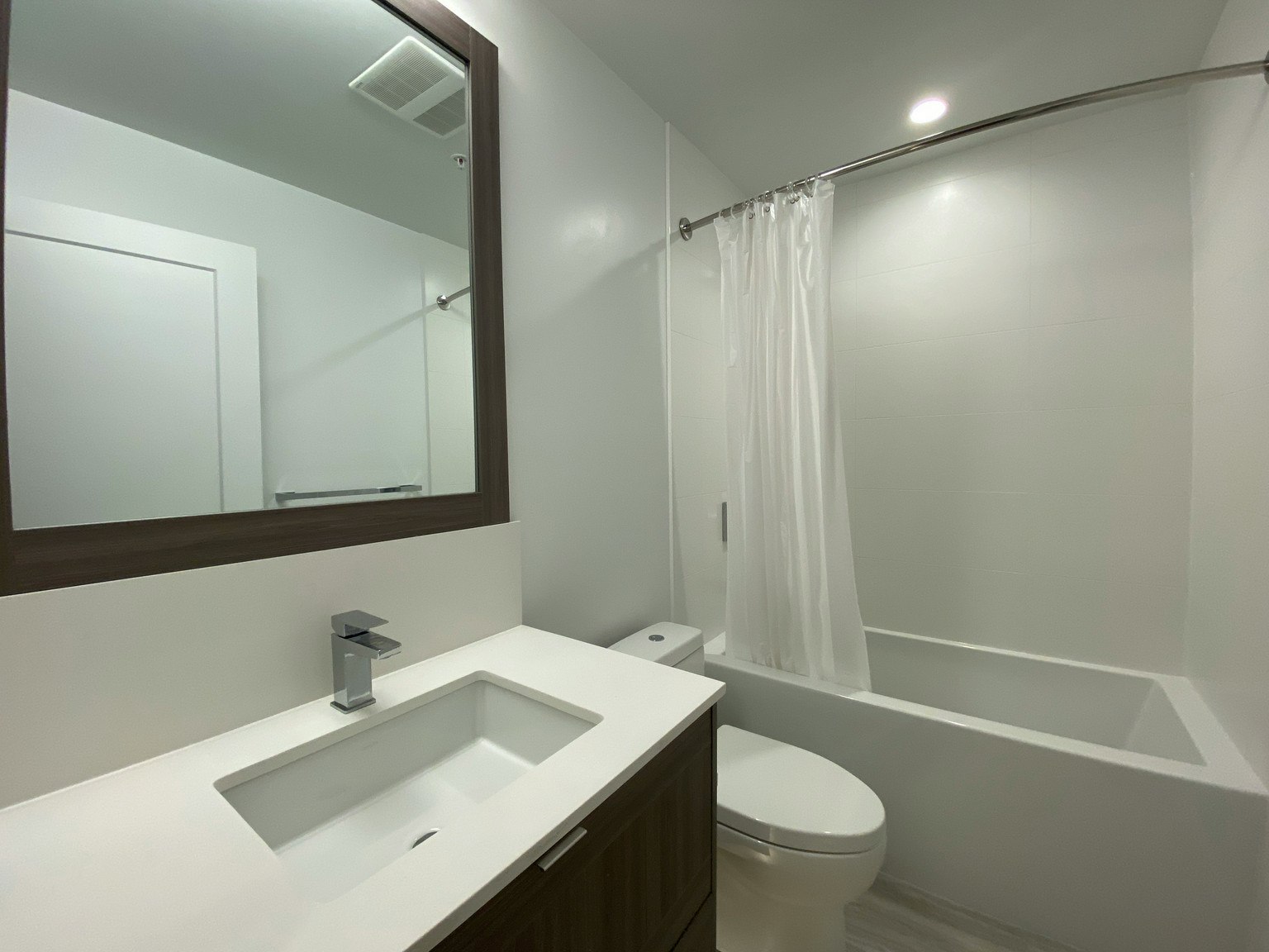 402-2351 Beta Avenue, Burnaby, BC, V5C 0M2 - 8
