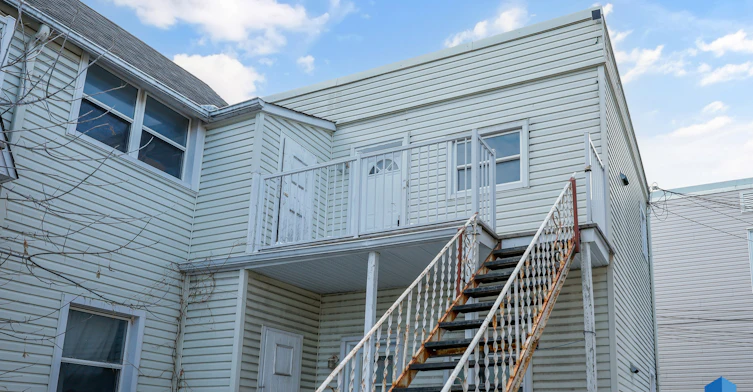 1-103 Saint Joseph Boulevard, Gatineau, QC, J8Y 3W7