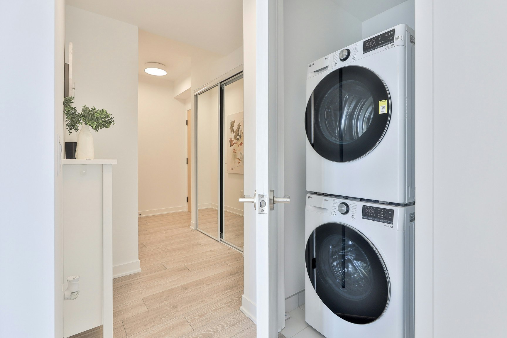 30 Dreamers Way, Toronto, ON, M5A 2G5 - 14