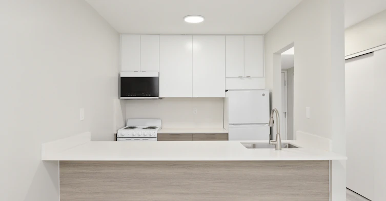 303-1777 Frances Street, Vancouver, BC, V5L 4Y6 - 4