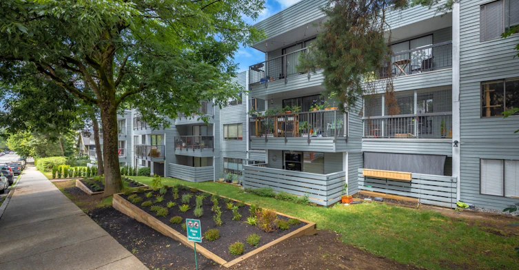 303-1777 Frances Street, Vancouver, BC, V5L 4Y6 - 12