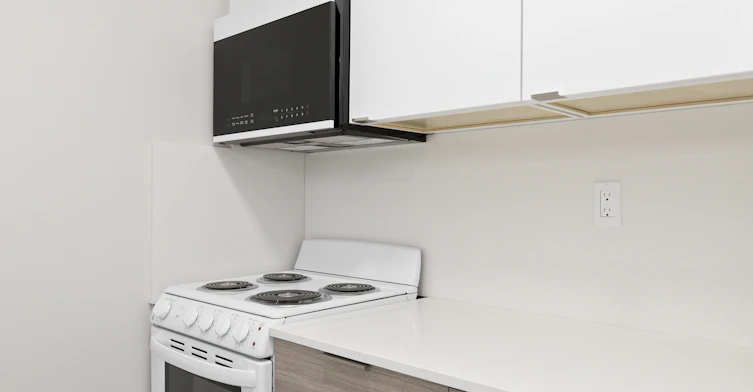 303-1777 Frances Street, Vancouver, BC, V5L 4Y6 - 6