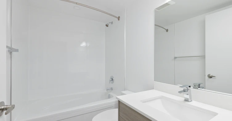 308-1777 Frances Street, Vancouver, BC, V5L 4Y6 - 11