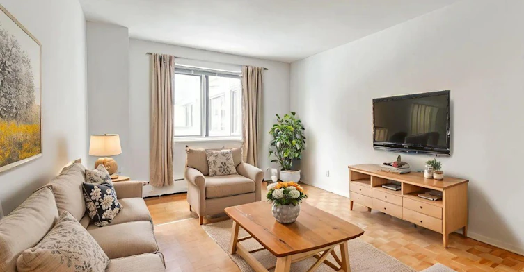 0414-3355 Queen Mary Road, Montréal, QC, H3T 1W7 - 3