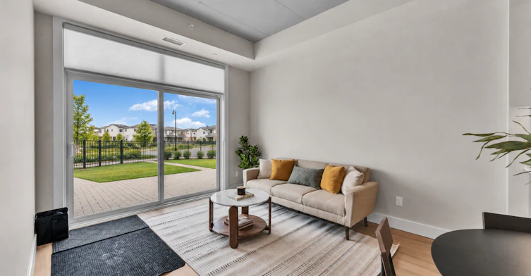 306-1008 Rogers Crescent, Brockville, ON, K6V 6X5 - 2