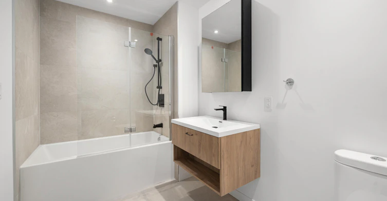 3420 Saint Joseph Boulevard Est, Montréal, QC, H1X 0A6 - 52