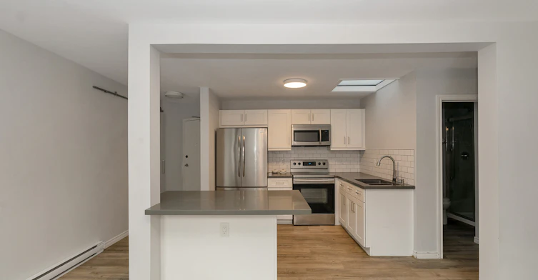 2 - 31 Mississauga St.-31 Mississaga Street West, Orillia, ON, L3V 3A5