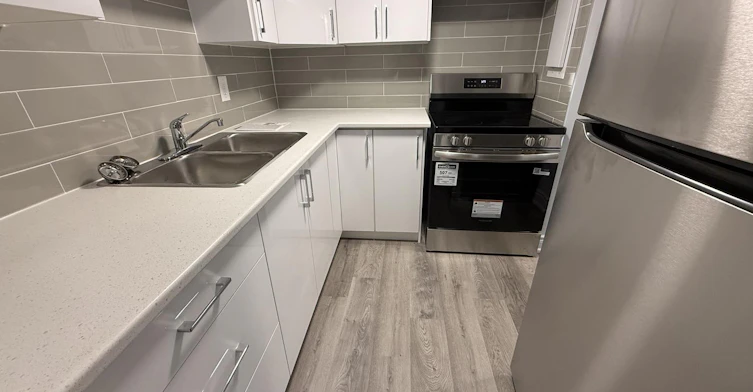 403B-807 Frederick Street, Kitchener, ON, N2B 2B5 - 2