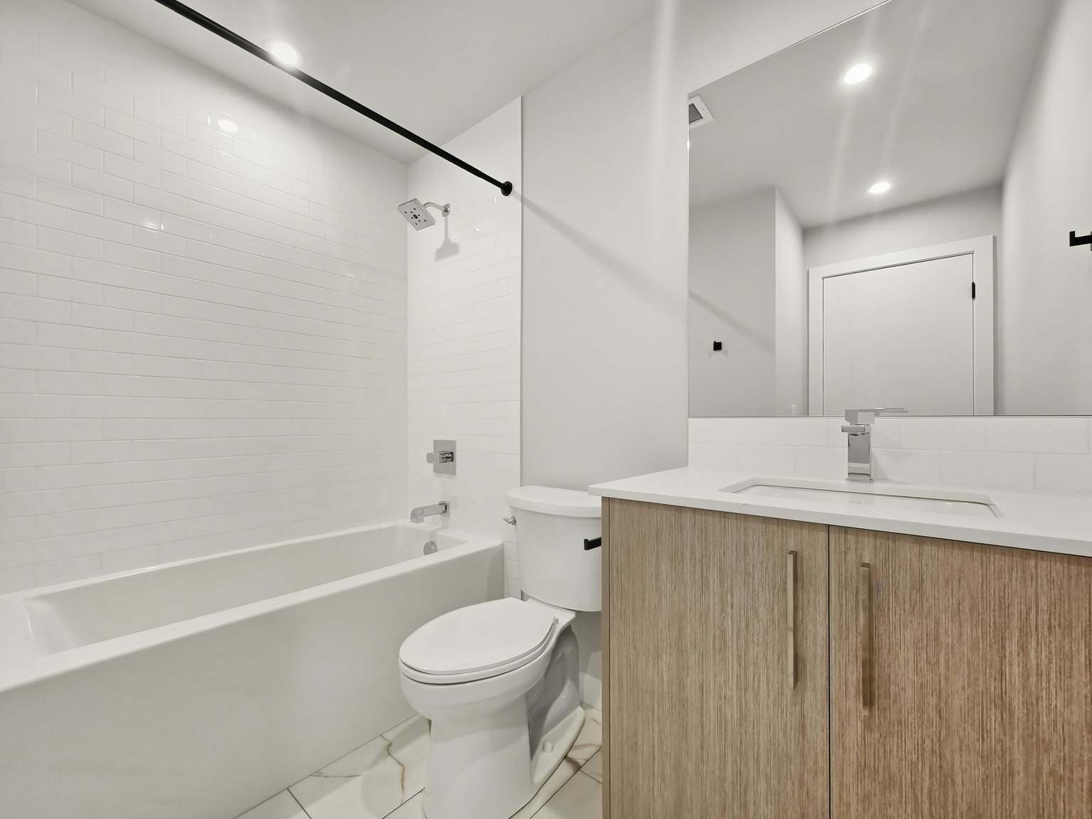 512-110 18a Street, Calgary, AB, T2N 5G5 - 10