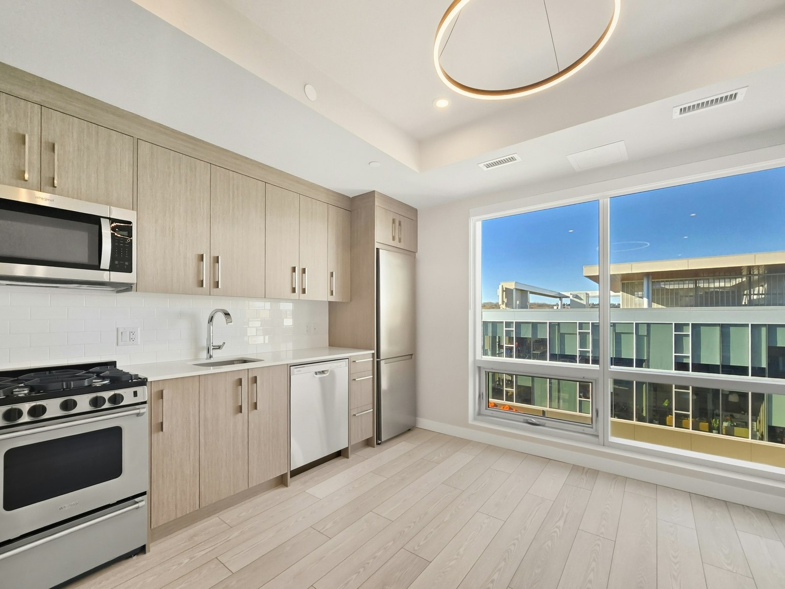 512-110 18a Street, Calgary, AB, T2N 5G5 - 2