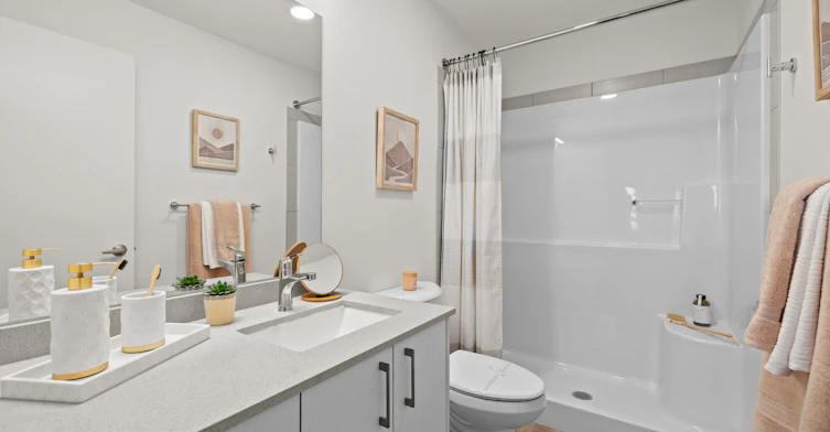 1055 Frost Road, Kelowna, BC, V1W 0E4 - 11