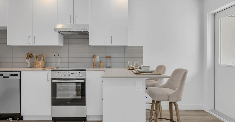 1055 Frost Road, Kelowna, BC, V1W 0E4 - 20