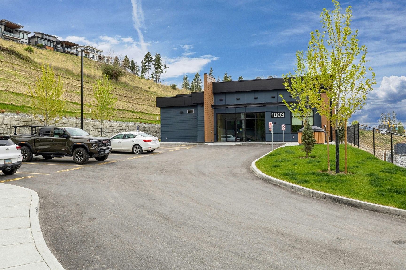 1055 Frost Road, Kelowna, BC, V1W 0E4 - 20