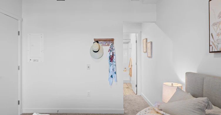 1055 Frost Road, Kelowna, BC, V1W 0E4 - 23