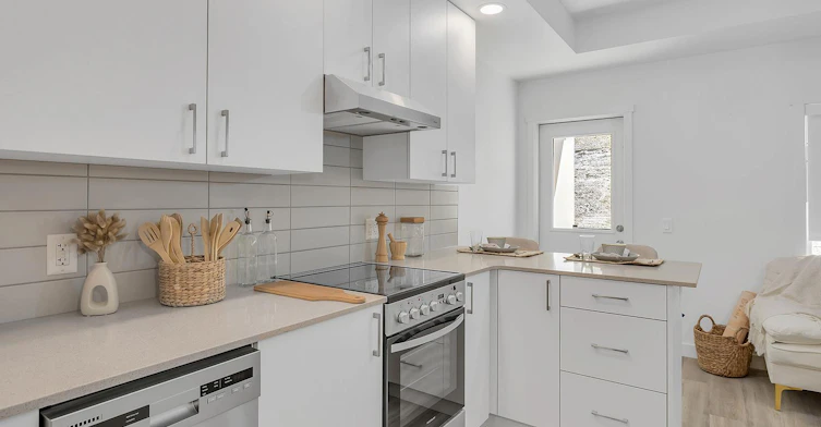 P2314-1055 Frost Road, Kelowna, BC, V1W 0E4 - 3