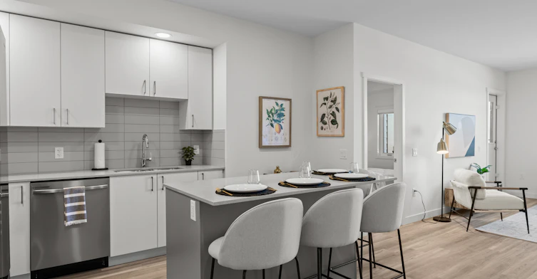 P2211-1055 Frost Road, Kelowna, BC, V1W 0E4 - 13