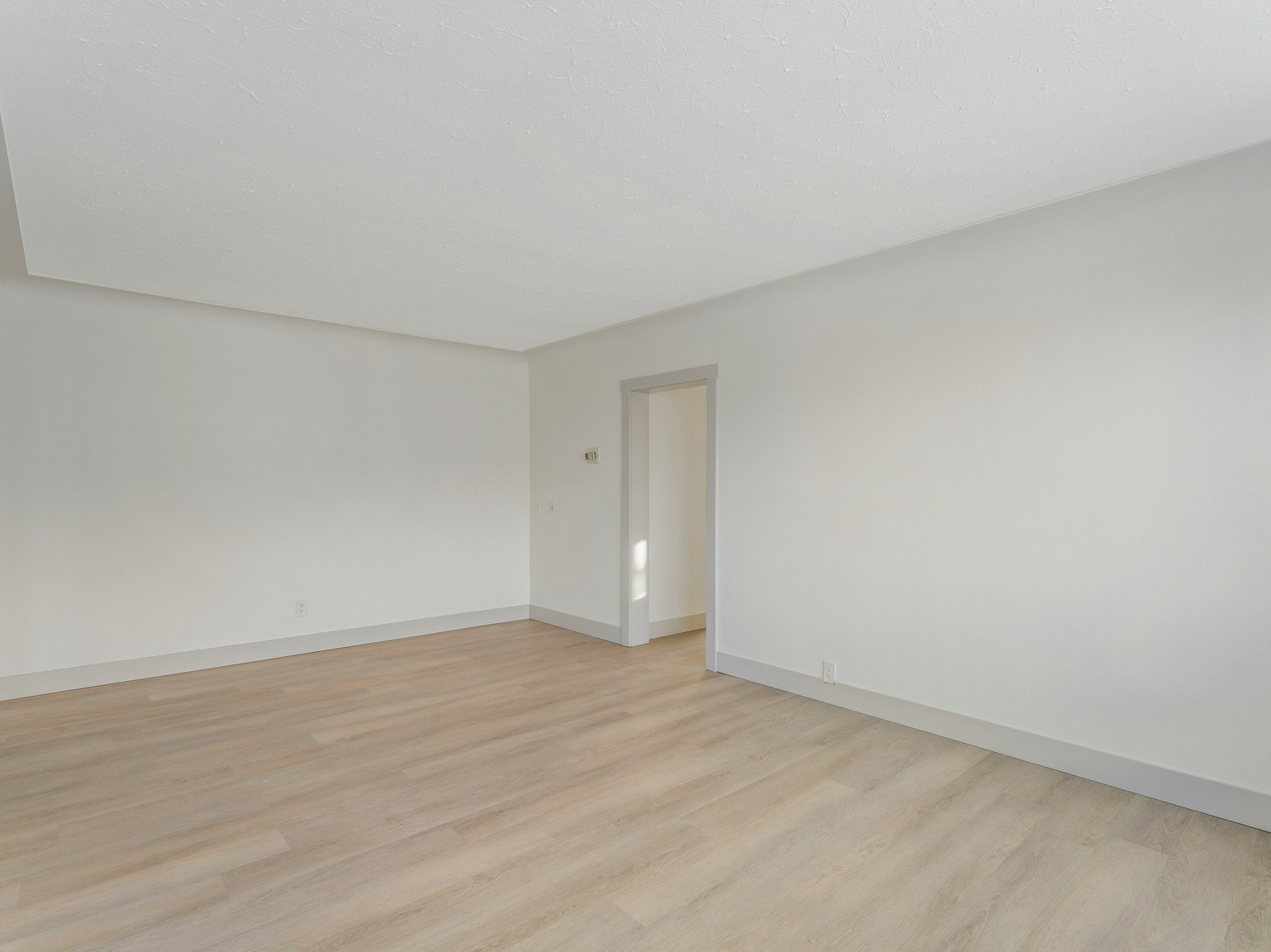 6-11745 126 Street Northwest, Edmonton, AB, T5M 0S1 - 17