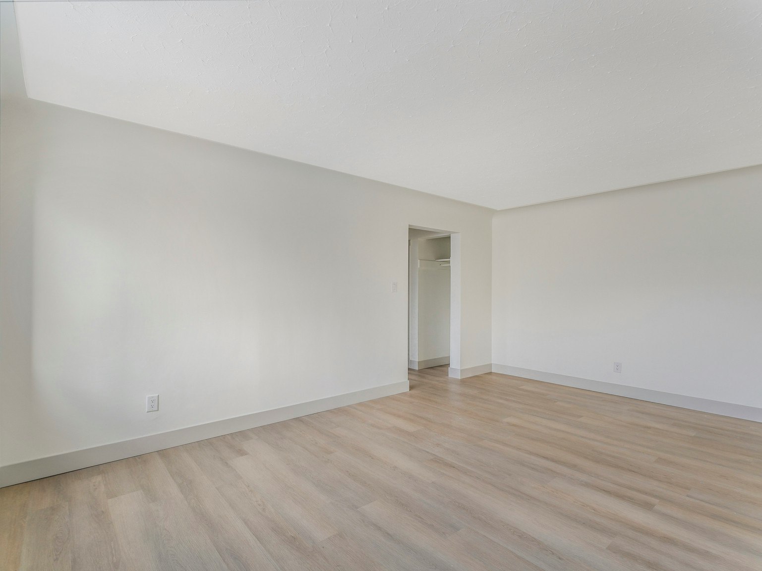 6-11745 126 Street Northwest, Edmonton, AB, T5M 0S1 - 16
