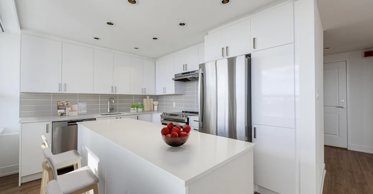 1003-289 The Kingsway, Toronto, ON, M9A 3T9 - 3