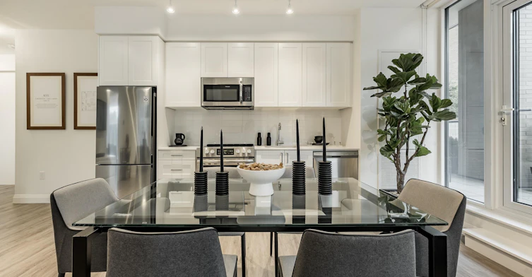102-299 The Kingsway, Toronto, ON, M9A 3A9 - 12